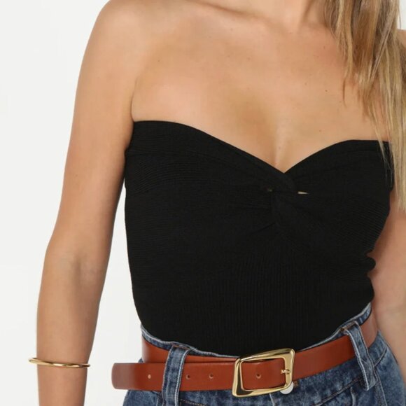 Madison the Label Mae Sleeveless Sweetheart Neckline Black Knit Top Size XSmall - Picture 1 of 6